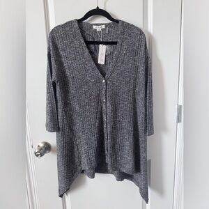 NWT Simply Noelle Charcoal Knit Tunic Size XSmall